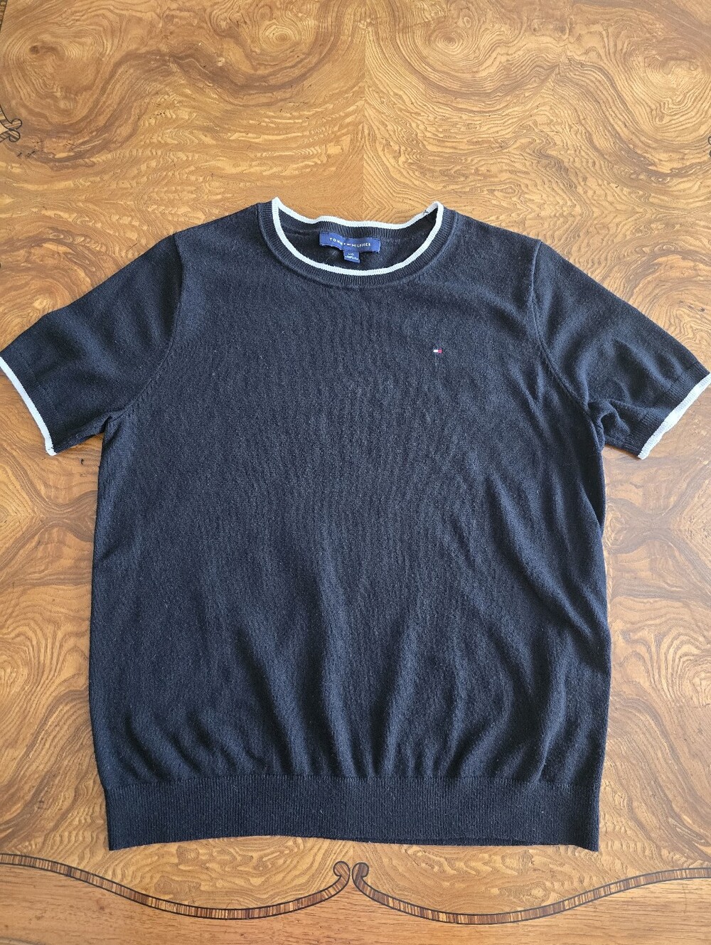 Tommy Hilfiger Women's Black Short Sleeve Crew Neck Cotton Blend Sweater Size L